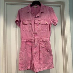 Women’s romper size small